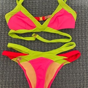 Agent Provacateur swim top size 4 bottom size 2